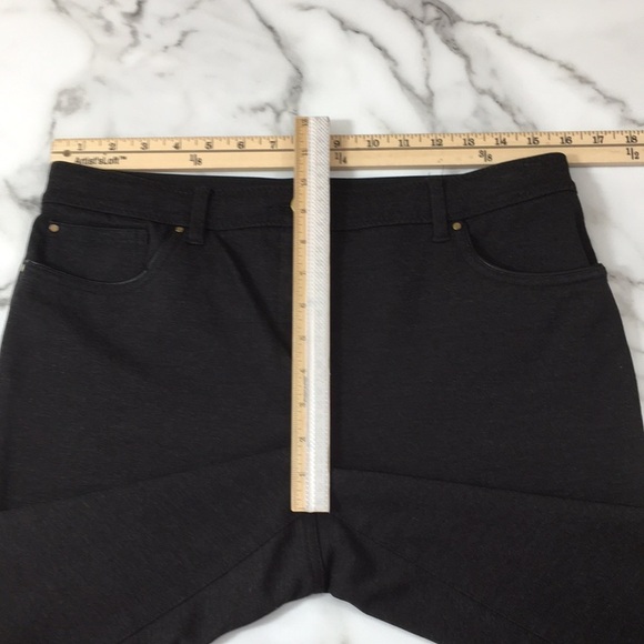 Chico's So Slimming Gray Ponte Peyton Pants Womens 1 Short Medium 8 - Picture 6 of 12